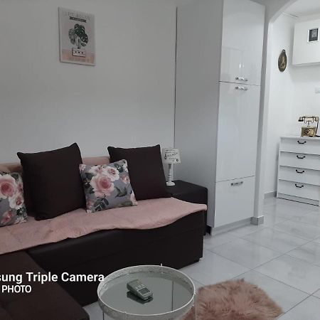 Debby Apartment Rijeka Exterior photo